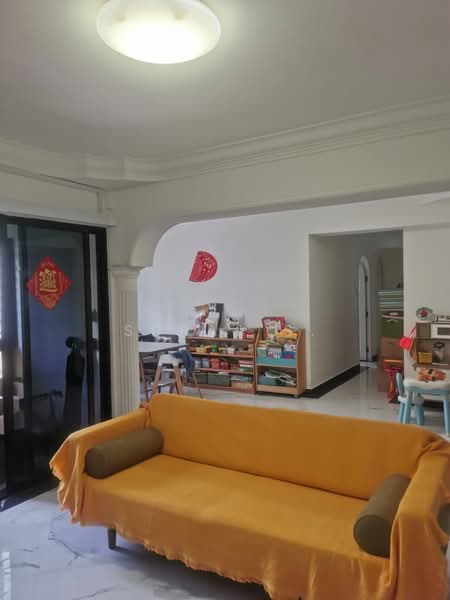 722 Tampines Street 72, 722 Tampines Street 72, 3 Bedrooms, 1,280 sqft, HDB Flat For Sale, by Suraj S., 500114749 - Living Room - PropertyGuru.com.sg