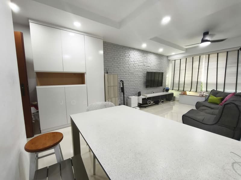 312A Clementi Avenue 4, 312A Clementi Avenue 4, 4 Bedrooms, 1,216 sqft, HDB Flat For Sale, by Joanne Loke, 500114762 - Living Room - PropertyGuru.com.sg