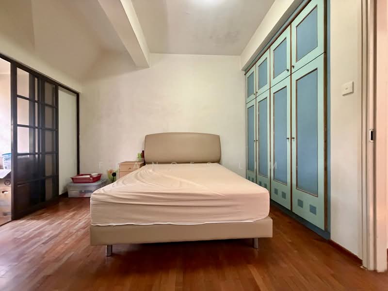 Chelsea Village, Jambol Place, 3 Bedrooms, 2,598 sqft, Terraced House For Sale, by Frances Lim, 500114773 - Bedroom - PropertyGuru.com.sg