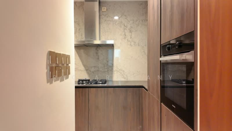 The Giverny Residences, 6 Robin Drive, 4 Bedrooms, 2,756 sqft, Condominium For Sale, by Richard Jany, 500114784 - Kitchen - PropertyGuru.com.sg