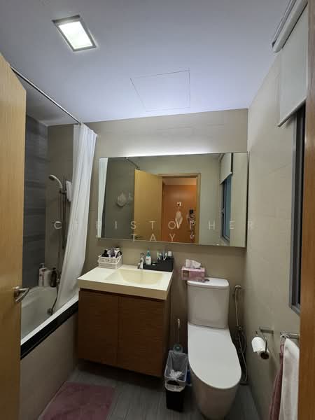 Carabelle, 67 West Coast Way, 2 Bedrooms, 980 sqft, Condominium For Rent, by Christopher Tay, 500114786 - Bathroom - PropertyGuru.com.sg