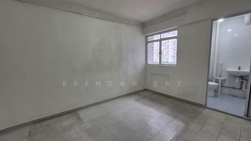 264 Jurong East Street 24, 264 Jurong East Street 24, 2 Bedrooms, 732 sqft, HDB Flat For Sale, by Brendan Bay, 500114790 - Bedroom - PropertyGuru.com.sg