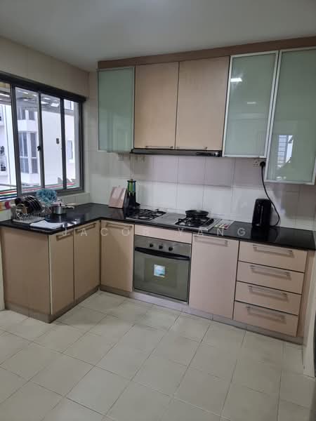 Grandeur 8, 2 Ang Mo Kio Central 3, 3 Bedrooms, 1,132 sqft, Condominium For Sale, by Jacob Yang, 500114793 - Kitchen - PropertyGuru.com.sg