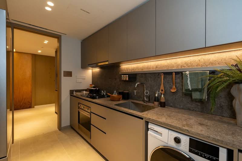 Nava Grove, 38 Pine Grove, 4 Bedrooms, 1,464 sqft, Condominium For Sale, by Li Na Toh, 500114795 - Kitchen - PropertyGuru.com.sg