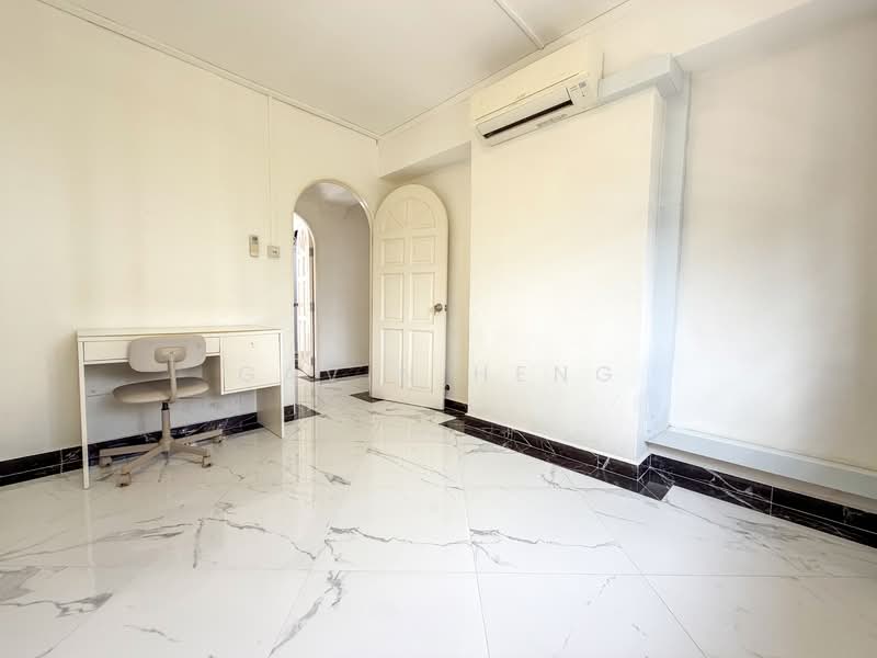 For Sale - 722 Tampines Street 72