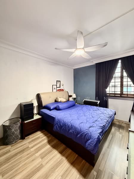 839 Tampines Street 83, 839 Tampines Street 83, 3 Bedrooms, 905 sqft, HDB Flat For Sale, by Haziq Irwan, 500114813 - Bedroom - PropertyGuru.com.sg