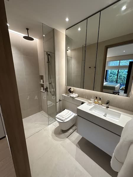 Aurea, 802 Beach Road, 4 Bedrooms, 1,798 sqft, Condominium For Sale, by Jacob Kuek, 500114815 - Bathroom - PropertyGuru.com.sg