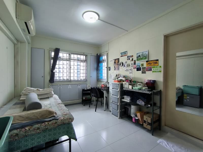 668A Jurong West Street 64, 668A Jurong West Street 64, 3 Bedrooms, 914 sqft, HDB Flat For Sale, by Sharon Chua, 500114819 - Bedroom - PropertyGuru.com.sg