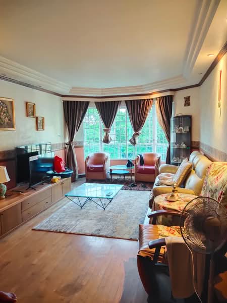 Melville Park, 20 Simei Street 1, 3 Bedrooms, 1,335 sqft, Apartment For Sale, by Zach Lin, 500114821 - Living Room - PropertyGuru.com.sg
