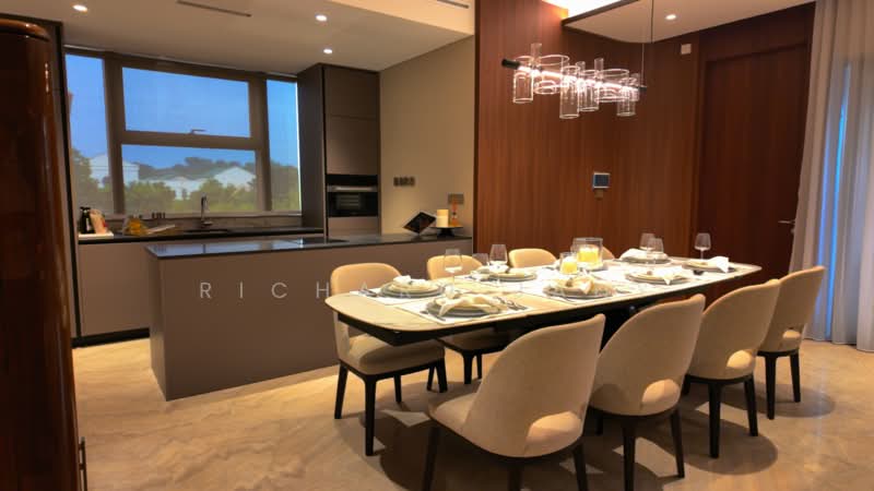 The Giverny Residences, 6 Robin Drive, 3 Bedrooms, 1,873 sqft, Condominium For Sale, by Richard Jany, 500114822 - Kitchen - PropertyGuru.com.sg