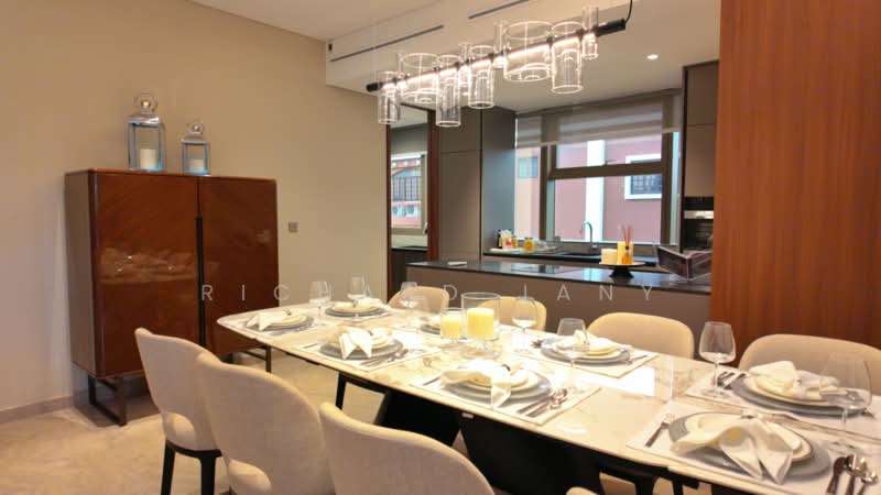 The Giverny Residences, 6 Robin Drive, 3 Bedrooms, 1,873 sqft, Condominium For Sale, by Richard Jany, 500114822 - Dining Room - PropertyGuru.com.sg