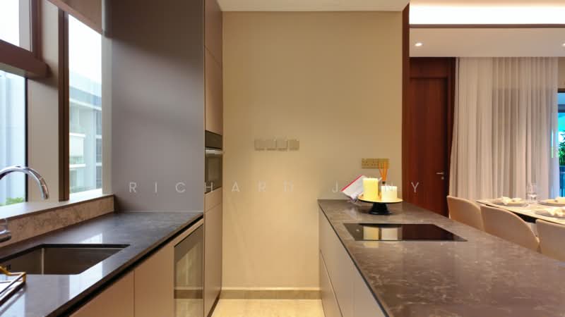 The Giverny Residences, 6 Robin Drive, 3 Bedrooms, 1,873 sqft, Condominium For Sale, by Richard Jany, 500114822 - Kitchen - PropertyGuru.com.sg
