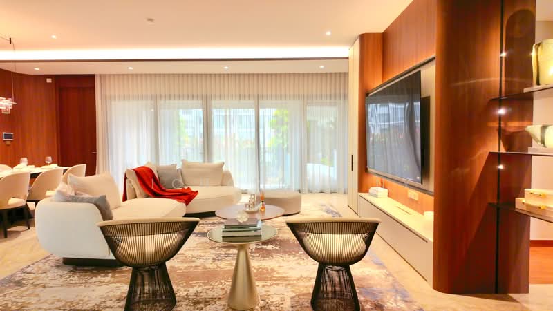 The Giverny Residences, 6 Robin Drive, 3 Bedrooms, 1,873 sqft, Condominium For Sale, by Richard Jany, 500114822 - Living Room - PropertyGuru.com.sg