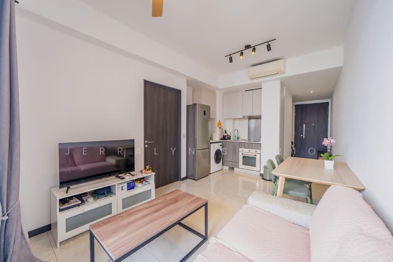 Gem Residences, , 1 Bedroom, 484 sqft, Condominium For Sale, by Jerralyn Satrio, 500114827 - Living Room - PropertyGuru.com.sg