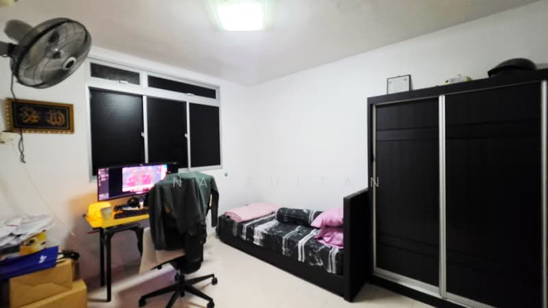 135 Bedok Reservoir Road, 135 Bedok Reservoir Road, 3 Bedrooms, 904 sqft, HDB Flat For Sale, by Ina Sultan, 500114832 - Bedroom - PropertyGuru.com.sg