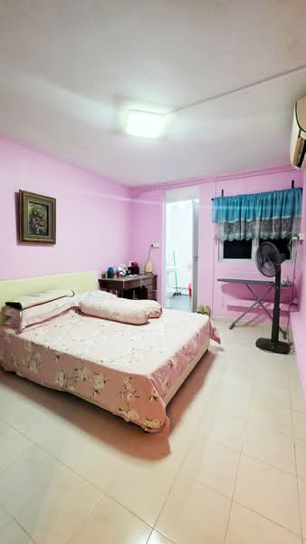135 Bedok Reservoir Road, 135 Bedok Reservoir Road, 3 Bedrooms, 904 sqft, HDB Flat For Sale, by Ina Sultan, 500114832 - Bedroom - PropertyGuru.com.sg