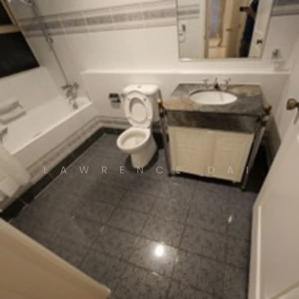 Leonie Condotel, 2 Leonie Hill Road, 4 Bedrooms, 2,722 sqft, Condominium For Rent, by Lawrence Dai, 500114862 - Bathroom - PropertyGuru.com.sg