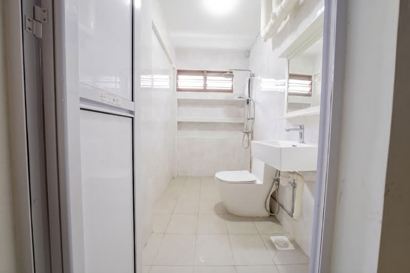 271 Bishan Street 24, 271 Bishan Street 24, Ang Mo Kio / Bishan / Thomson, 3 Bedrooms, 1,119 sqft, HDB Flat For Sale, by Kai Mun, 500114863 - Bathroom - PropertyGuru.com.sg