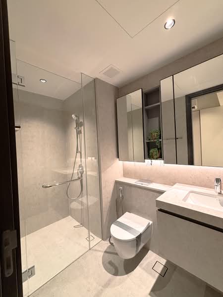 The Ranz, 109 Rangoon Road, 2 Bedrooms, 732 sqft, Apartment For Sale, by Sarah Tan, 500114864 - Bathroom - PropertyGuru.com.sg