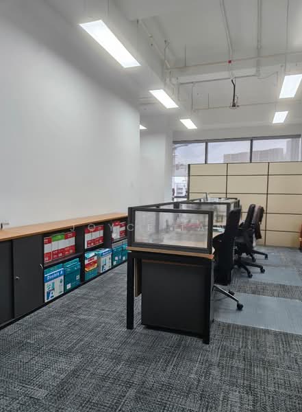 Woods Square, 12 Woodlands Square, 657 sqft, Office For Sale, by Joyce Tan, 500114875 - Staff Work Stations - CommercialGuru.com.sg