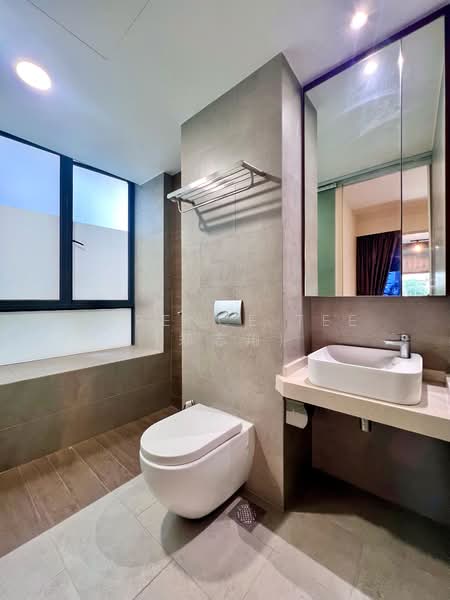 The Ambra, 97 Lor H Telok Kurau, 3 Bedrooms, 1,216 sqft, Condominium For Sale, by Terence Tee (郑志翔), 500114876 - Master Bathroom - PropertyGuru.com.sg