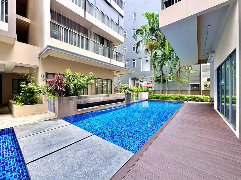 The Ambra, 97 Lor H Telok Kurau, 3 Bedrooms, 1,216 sqft, Condominium For Sale, by Terence Tee (郑志翔), 500114876 - Pool - PropertyGuru.com.sg