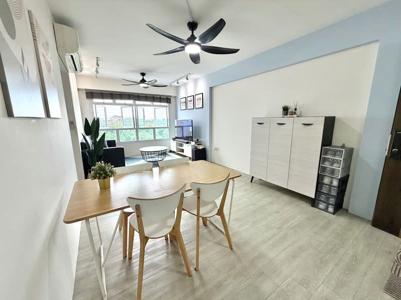 451B Bukit Batok West Avenue 6, 451B Bukit Batok West Avenue 6, 3 Bedrooms, 1,001 sqft, HDB Flat For Sale, by Liyana Manhuri, 500114881 - PropertyGuru.com.sg