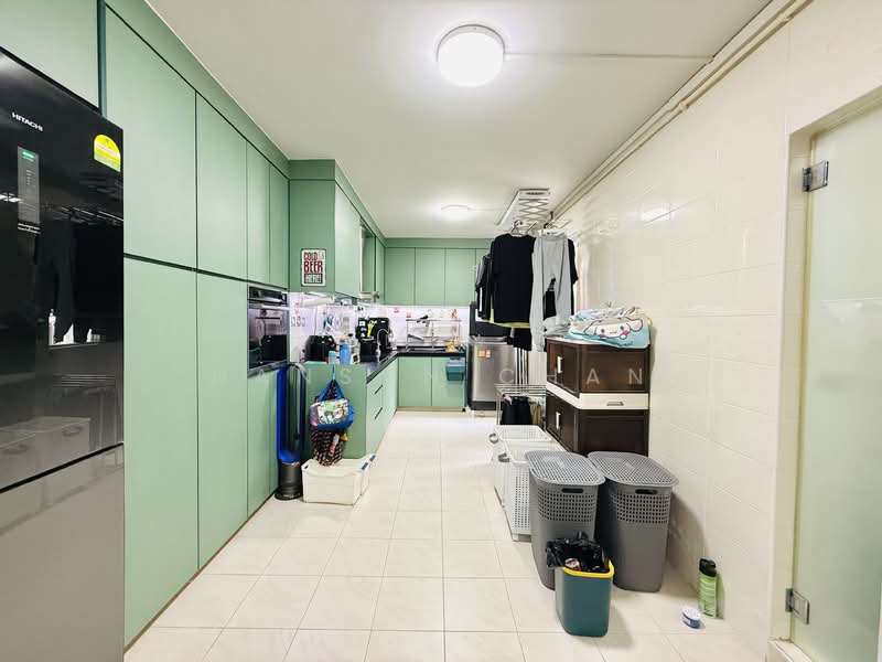 223 Pasir Ris Street 21, 223 Pasir Ris Street 21, 4 Bedrooms, 1,592 sqft, HDB Flat For Sale, by Hanson Chan, 500114883 - Kitchen - PropertyGuru.com.sg