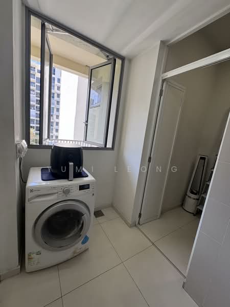 Bedok Residences, 24 Bedok North Drive, 3 Bedrooms, 1,312 sqft, Condominium For Rent, by Yumi Leong, 500114888 - Balcony - PropertyGuru.com.sg