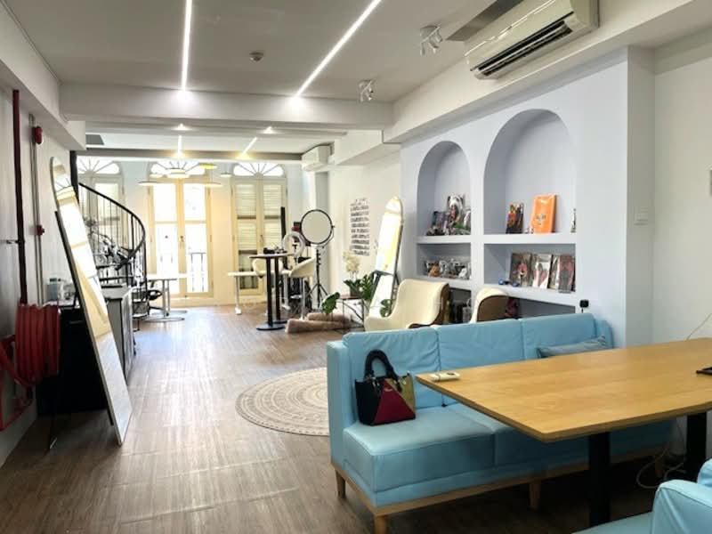 ❤️Sleek Design Move-in ready💦Pleasant #02 Shophouse❤️Bugis office shop, , 1,100 sqft, Office For Rent, by Sophia Ho, 500114898 - Living Room - CommercialGuru.com.sg