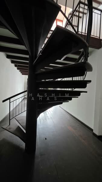 Kandahar St Kg Glam, Kandahar Street, Beach Road / Bugis / Rochor, 1,501 sqft, Office For Rent, by Hashim Bahashwan, 500114917 - CommercialGuru.com.sg