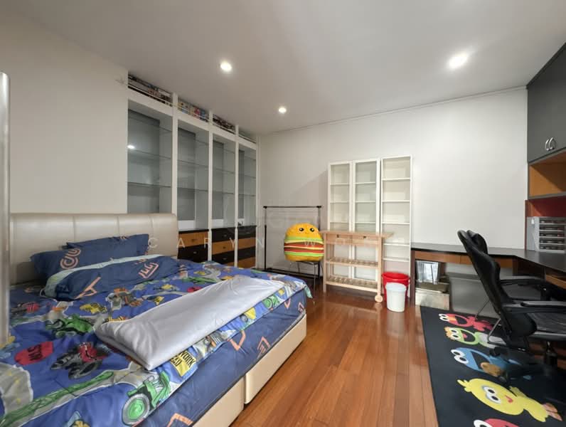❤️GIANT⚡️Freehold 3-Storey Semi-D in East Coast Hill w 8 Bedrooms!, Sennett Lane/ Evergreen Avenue/ Upper East Coast Road, 8 Bedrooms, 6,500 sqft, Semi-Detached House For Sale, by Caryn Wong, 500114932 - PropertyGuru.com.sg