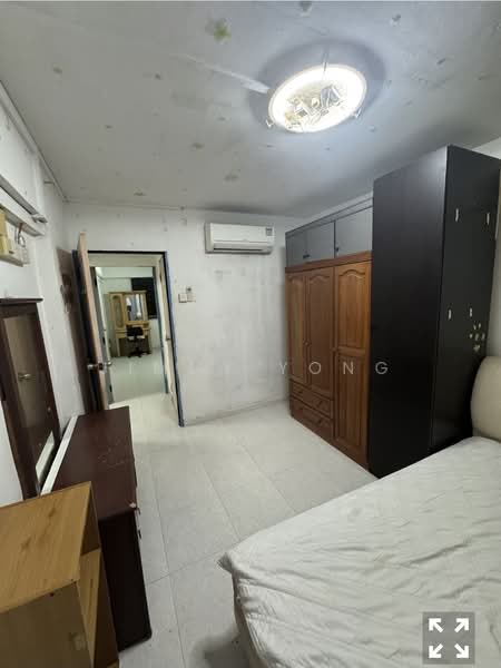 129 Ang Mo Kio Avenue 3, 129 Ang Mo Kio Avenue 3, 2 Bedrooms, 785 sqft, HDB Flat For Sale, by Jimmy Yong, 500114933 - Bedroom - PropertyGuru.com.sg