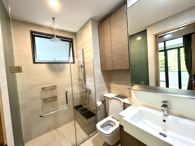 The Creek @ Bukit, 19 Toh Tuck Road, 2 Bedrooms, 753 sqft, Condominium For Rent, by Kimberly Hoong, 500114942 - Bathroom - PropertyGuru.com.sg