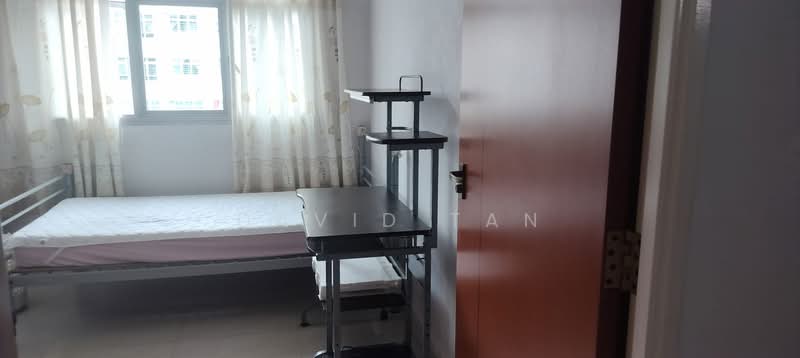 457 Yishun Street 41, 457 Yishun Street 41, Room Rental, 100 sqft, HDB Flat For Rent, by David Tan, 500114945 - Bedroom - PropertyGuru.com.sg