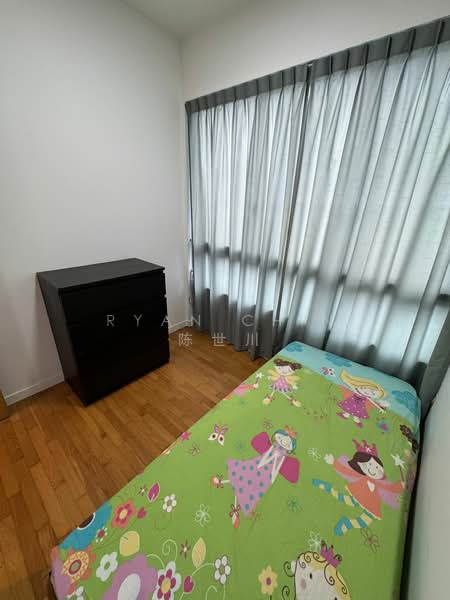 Skies Miltonia, 3 Miltonia Close, 2 Bedrooms, 743 sqft, Condominium For Rent, by Ryan Chin 陈世川, 500114957 - Bedroom - PropertyGuru.com.sg