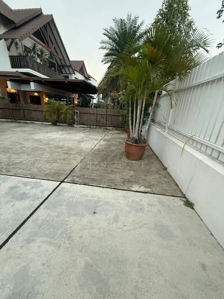 Siglap! Bunglow! $14xxpsf!, Frankel/ Sigalp / Changi rd, 5 Bedrooms, 4,000 sqft, Detached House For Sale, by Ming !, 500114958 - Exterior - PropertyGuru.com.sg