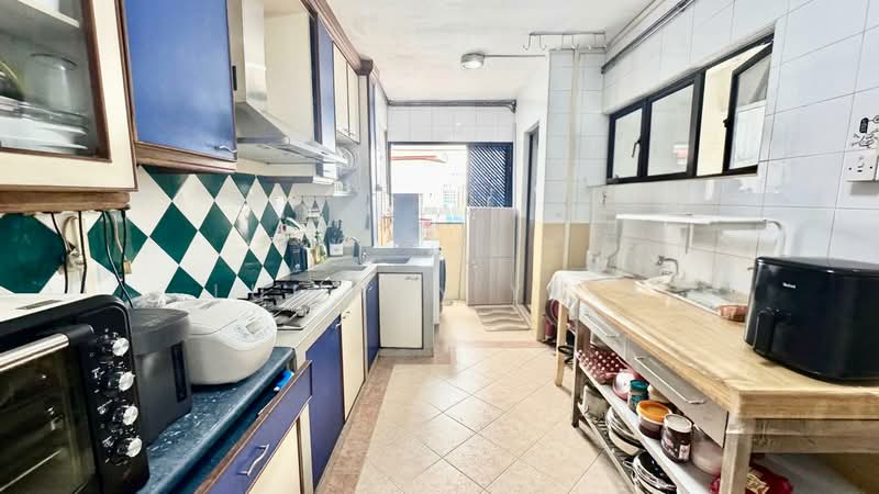 309 Jurong East Street 32, 309 Jurong East Street 32, 3 Bedrooms, 1,463 sqft, HDB Flat For Sale, by Lui Yen Yuin, 500114959 - Kitchen - PropertyGuru.com.sg