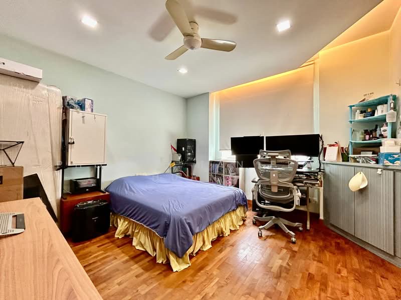 Ardisia Garden, 1 Serangoon Terrace, 4 Bedrooms, 2,500 sqft, Terraced House For Sale, by Phoenix Tan Feng Huang, 500114965 - Bedroom - PropertyGuru.com.sg