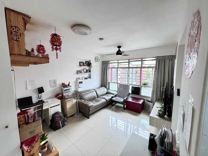 438C Bukit Batok West Avenue 8, 438C Bukit Batok West Avenue 8, 2 Bedrooms, 732 sqft, HDB Flat For Sale, by Tan Chee Hwang, 500114972 - Living Room - PropertyGuru.com.sg
