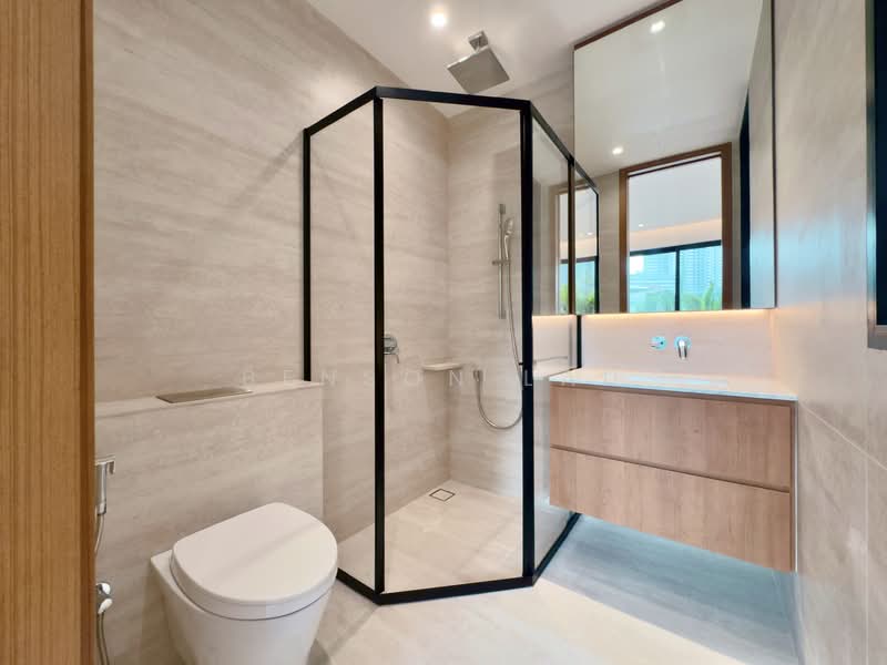 ❤️ Brand New Semi-D @ Holland Grove | TOP Obtained ❤️, , 5 Bedrooms, 8,243 sqft, Semi-Detached House For Sale, by Benson Lau, 500114995 - Bathroom - PropertyGuru.com.sg