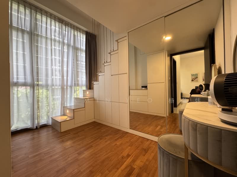 Sims Urban Oasis, 12 Sims Drive, 2 Bedrooms, 700 sqft, Condominium For Sale, by Benjamin Yeo 杨昔炜, 500114998 - Master Bedroom - PropertyGuru.com.sg
