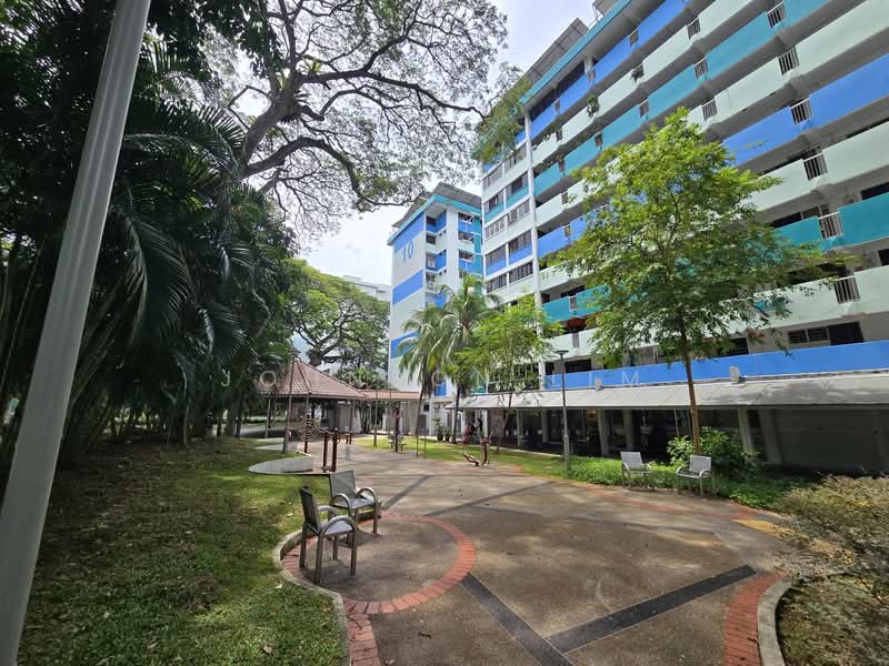 Telok Blangah Crescent Mall, , 1,549 sqft, Shop / Shophouse For Sale, by Johnson Lim, 500115003 - Exterior - CommercialGuru.com.sg