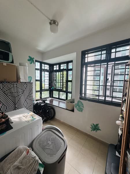 419 Ang Mo Kio Avenue 10, 419 Ang Mo Kio Avenue 10, 2 Bedrooms, 797 sqft, HDB Flat For Sale, by Farah Ali, 500115004 - Interior - PropertyGuru.com.sg