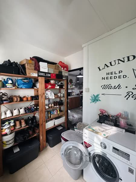 419 Ang Mo Kio Avenue 10, 419 Ang Mo Kio Avenue 10, 2 Bedrooms, 797 sqft, HDB Flat For Sale, by Farah Ali, 500115004 - Interior - PropertyGuru.com.sg