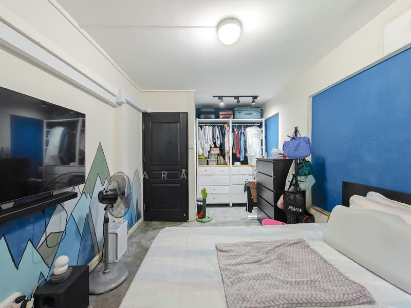419 Ang Mo Kio Avenue 10, 419 Ang Mo Kio Avenue 10, 2 Bedrooms, 797 sqft, HDB Flat For Sale, by Farah Ali, 500115004 - Bedroom - PropertyGuru.com.sg