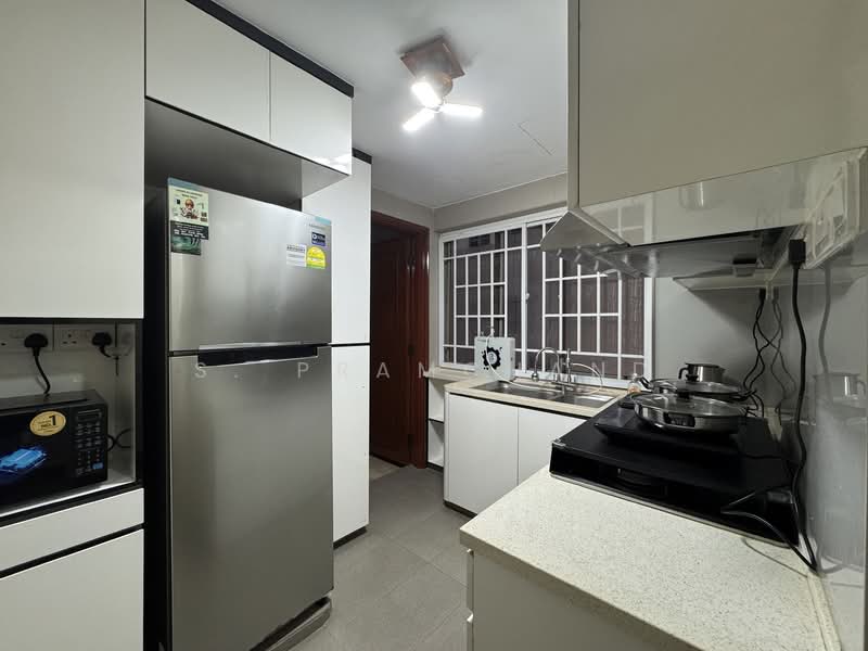 Parc Vista, 450 Corporation Road, Room Rental, 140 sqft, Condominium For Rent, by S. Pramchand, 500115007 - Kitchen - PropertyGuru.com.sg