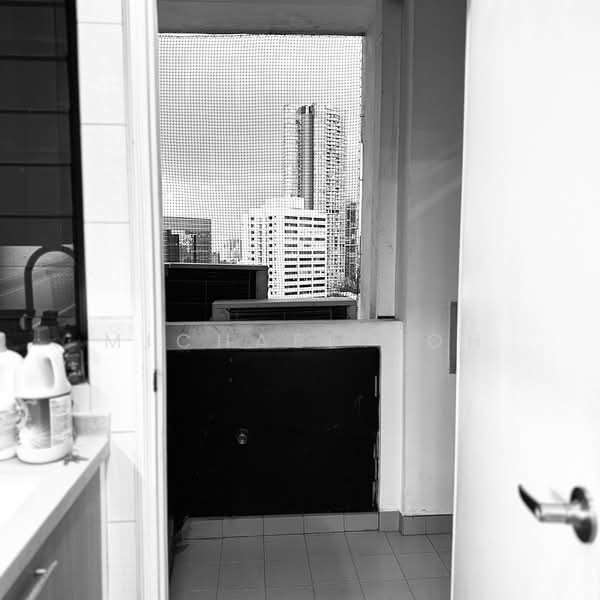 Richmond Park, 3 Bideford Road, 2 Bedrooms, 1,012 sqft, Condominium For Rent, by Michael Koh, 500115008 - View - PropertyGuru.com.sg