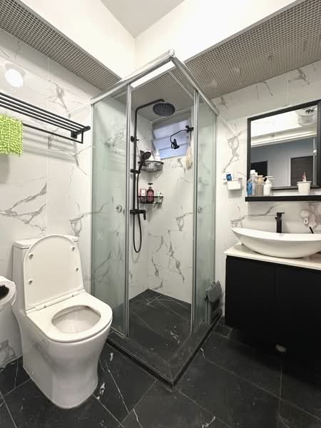 331A Anchorvale Street, 331A Anchorvale Street, 3 Bedrooms, 1,001 sqft, HDB Flat For Rent, by Kai Tan, 500115009 - Bathroom - PropertyGuru.com.sg