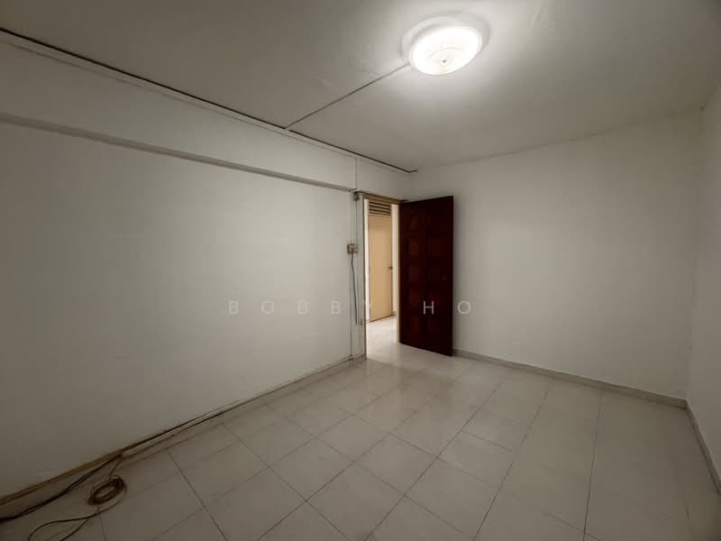 237 Yishun Ring Road, 237 Yishun Ring Road, 2 Bedrooms, 721 sqft, HDB Flat For Sale, by Bobby Ho, 500115014 - Interior - PropertyGuru.com.sg